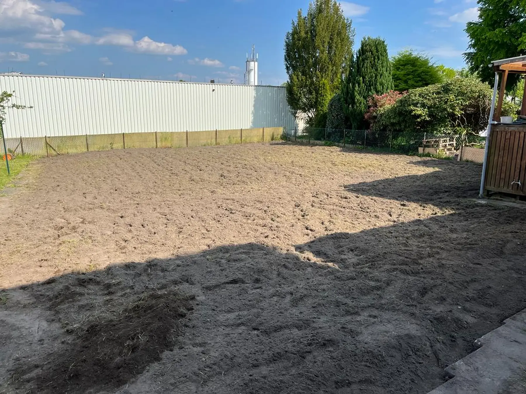 Zaun Aufbau arbeiten 